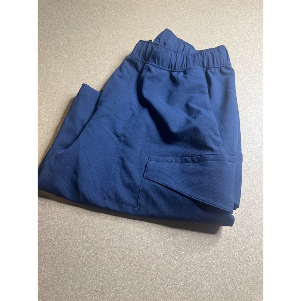 Lululemon Cargo Pocket Short Navy Blue Relaxed Fit Water Repellent Mens Medium